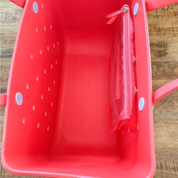 BOGG BAG Vibrant Coral Tote - Picture 4 of 11
